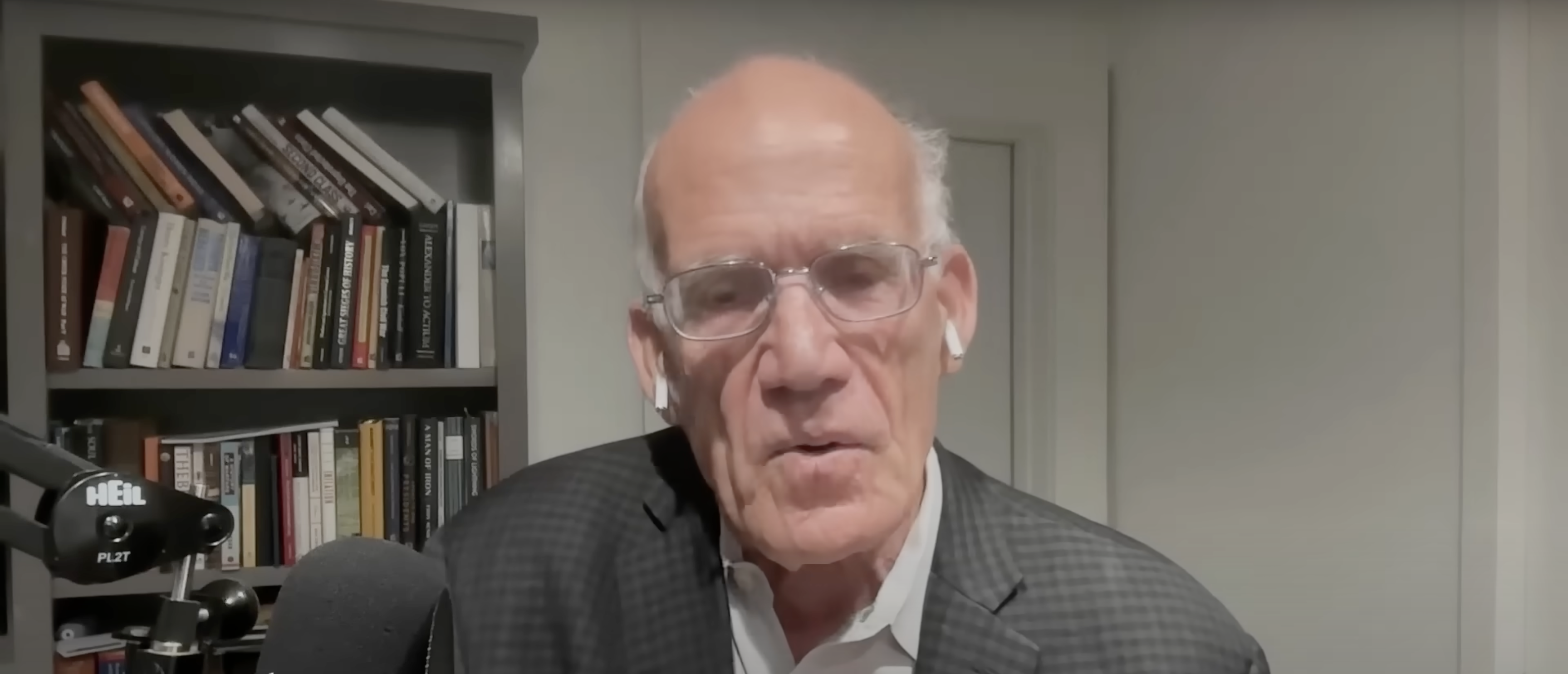 ‘Get A Grip’: Victor Davis Hanson Pushes Back On Dems’ Trump Hysteria, Reminds Listeners Of Obama And Biden Pick